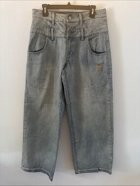 Light Blue Straight Men’s Jeans with Star Detail